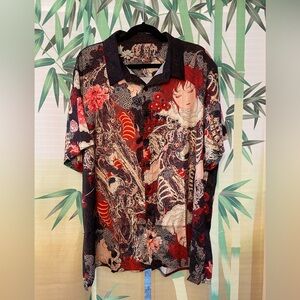 NWT Spirit of a Dragon Boyfriend Shirt